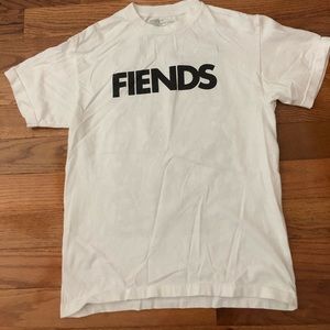 Dreamville Bas FIENDS tour tee